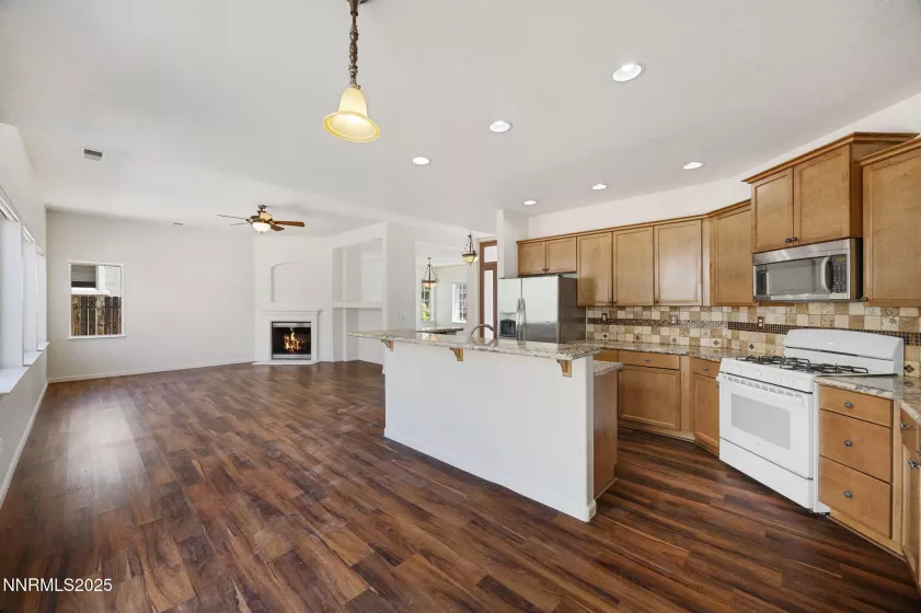 7145 Beacon, Reno, Nevada 89506, 4 Bedrooms Bedrooms, ,3 BathroomsBathrooms,Residential,Residential,Beacon,250050803