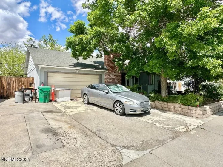 1714 Meadowvale, Sparks, Nevada 89431, 4 Bedrooms Bedrooms, ,2 BathroomsBathrooms,Residential,Residential,Meadowvale,250050490