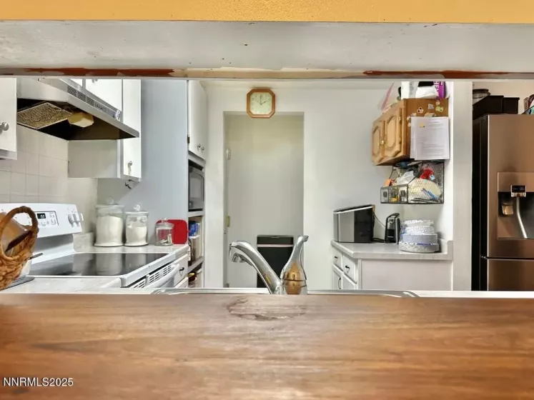 1714 Meadowvale, Sparks, Nevada 89431, 4 Bedrooms Bedrooms, ,2 BathroomsBathrooms,Residential,Residential,Meadowvale,250050490