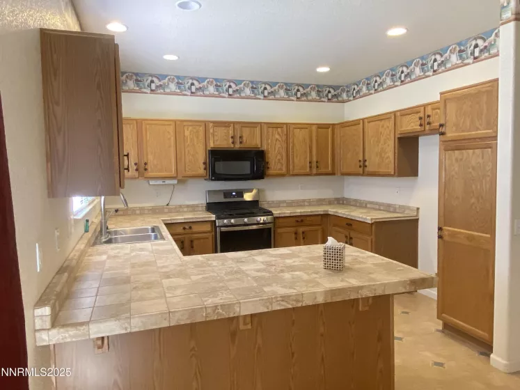 193 Dayton Village, Dayton, Nevada 89403, 4 Bedrooms Bedrooms, ,3 BathroomsBathrooms,Residential,Residential,Dayton Village,250050484