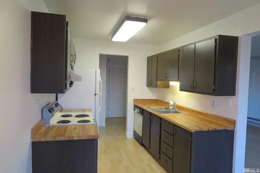 3921 Clear Acre, Reno, Nevada 89512, 1 Bedroom Bedrooms, ,1 BathroomBathrooms,Residential,Residential,Clear Acre,250000102