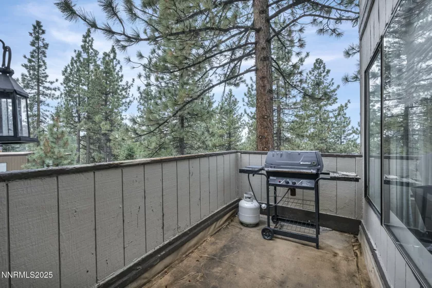 208 Clubhouse, Stateline, Nevada 89449, 2 Bedrooms Bedrooms, ,3 BathroomsBathrooms,Residential,Residential,Clubhouse,250050834