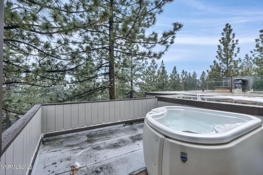 208 Clubhouse, Stateline, Nevada 89449, 2 Bedrooms Bedrooms, ,3 BathroomsBathrooms,Residential,Residential,Clubhouse,250050834