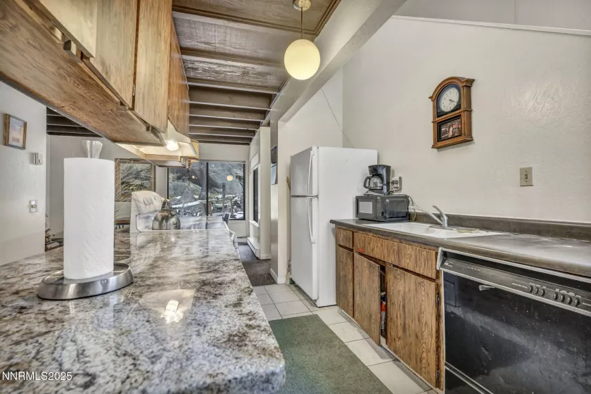 208 Clubhouse, Stateline, Nevada 89449, 2 Bedrooms Bedrooms, ,3 BathroomsBathrooms,Residential,Residential,Clubhouse,250050834
