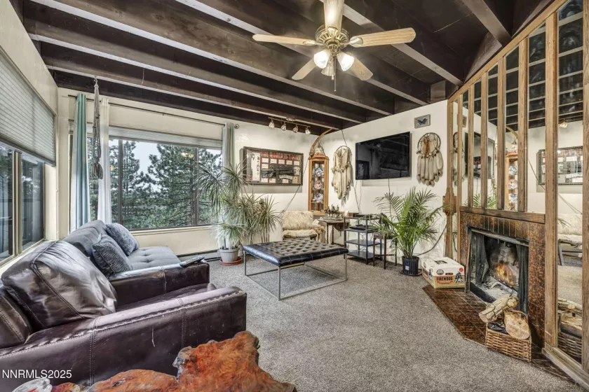 208 Clubhouse, Stateline, Nevada 89449, 2 Bedrooms Bedrooms, ,3 BathroomsBathrooms,Residential,Residential,Clubhouse,250050834