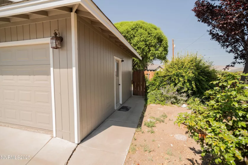 231 Whitacre, Yerington, Nevada 89447, 3 Bedrooms Bedrooms, ,2 BathroomsBathrooms,Residential,Residential,Whitacre,250050837