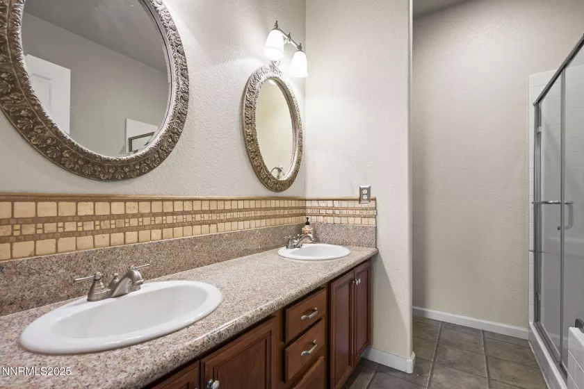 5725 Crooked Stick, Sparks, Nevada 89436, 2 Bedrooms Bedrooms, ,3 BathroomsBathrooms,Residential,Residential,Crooked Stick,250050840