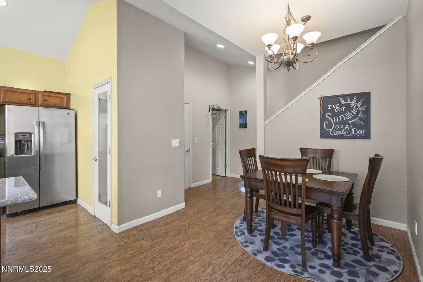 5725 Crooked Stick, Sparks, Nevada 89436, 2 Bedrooms Bedrooms, ,3 BathroomsBathrooms,Residential,Residential,Crooked Stick,250050840
