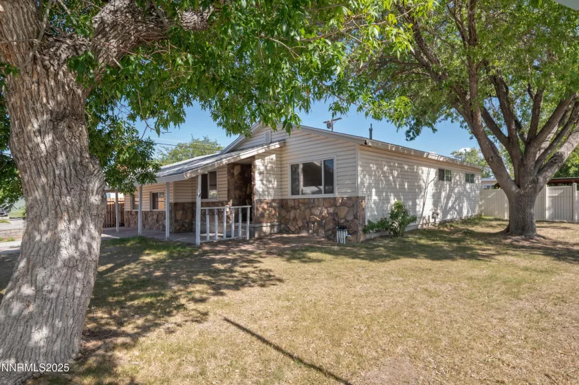 1600 Duke, Reno, Nevada 89502, 3 Bedrooms Bedrooms, ,2 BathroomsBathrooms,Residential,Residential,Duke,240014159