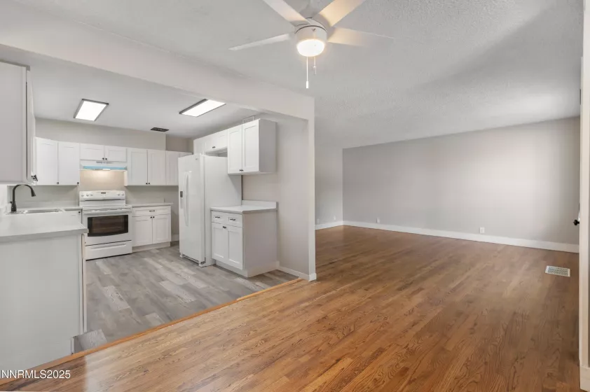 1600 Duke, Reno, Nevada 89502, 3 Bedrooms Bedrooms, ,2 BathroomsBathrooms,Residential,Residential,Duke,240014159