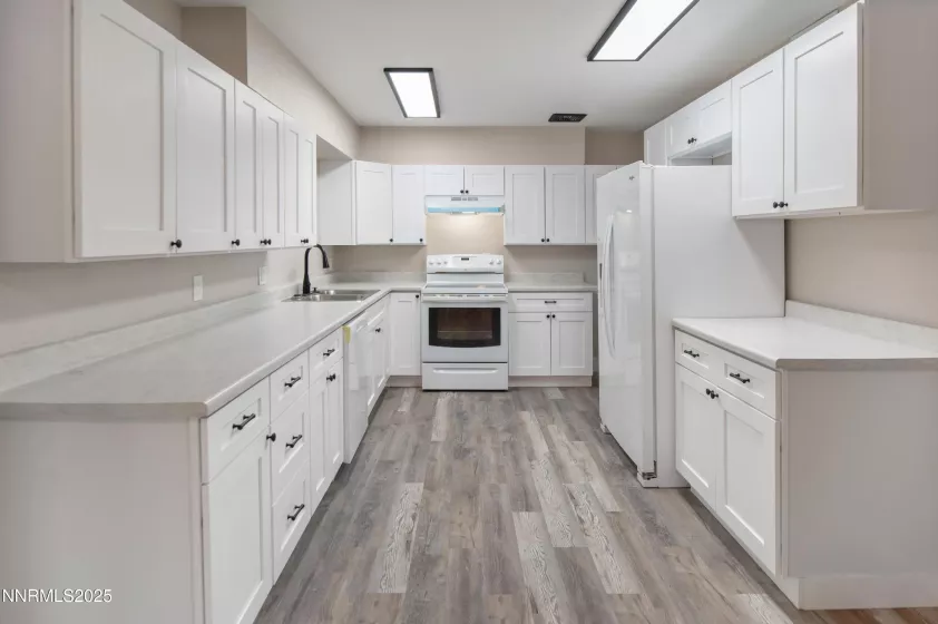 1600 Duke, Reno, Nevada 89502, 3 Bedrooms Bedrooms, ,2 BathroomsBathrooms,Residential,Residential,Duke,240014159