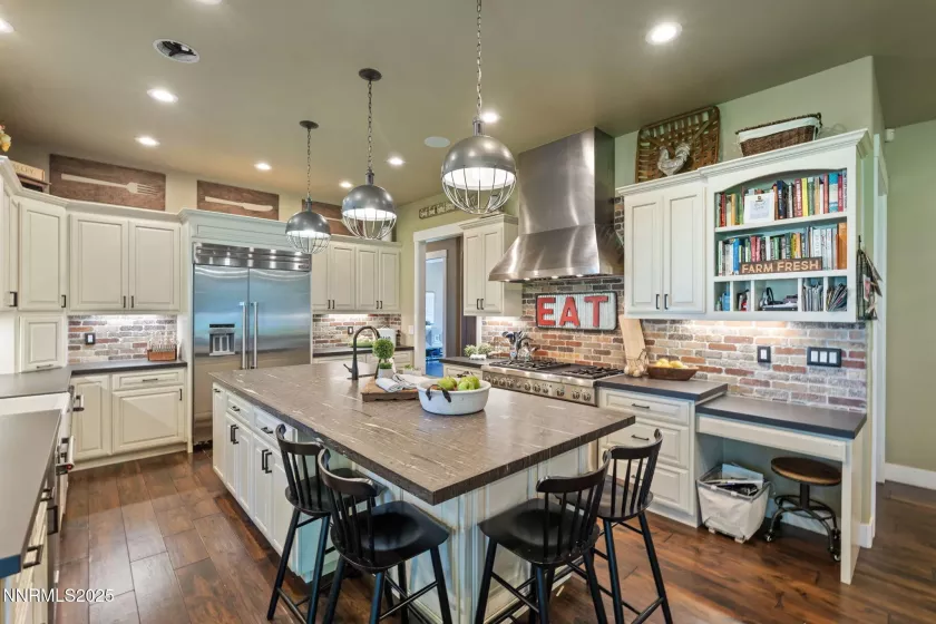 1020 Cantlon, Reno, Nevada 89521, 6 Bedrooms Bedrooms, ,7 BathroomsBathrooms,Residential,Residential,Cantlon,250050857