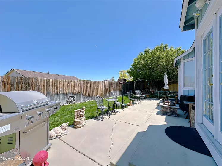 8490 Coral Reef, Reno, Nevada 89506, 3 Bedrooms Bedrooms, ,2 BathroomsBathrooms,Residential,Residential,Coral Reef,250050858