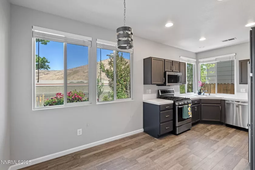 3833 Heron'S Landing, Reno, Nevada 89502, 2 Bedrooms Bedrooms, ,3 BathroomsBathrooms,Residential,Residential,Heron'S Landing,250050859