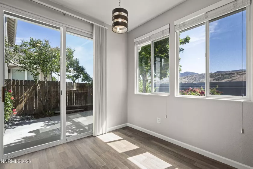3833 Heron'S Landing, Reno, Nevada 89502, 2 Bedrooms Bedrooms, ,3 BathroomsBathrooms,Residential,Residential,Heron'S Landing,250050859