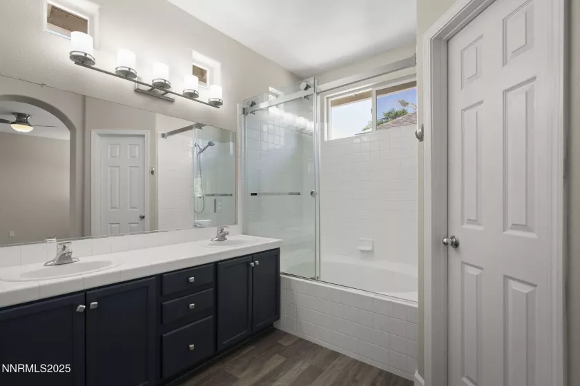 3833 Heron'S Landing, Reno, Nevada 89502, 2 Bedrooms Bedrooms, ,3 BathroomsBathrooms,Residential,Residential,Heron'S Landing,250050859
