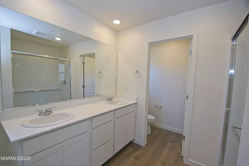 8905 Windy Ravine, Reno, Nevada 89506, 3 Bedrooms Bedrooms, ,3 BathroomsBathrooms,Residential Lease,Manufactured,Windy Ravine,250050860
