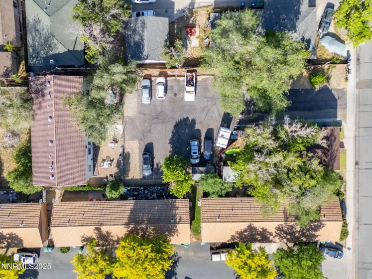1124 H, Sparks, Nevada 89431, ,Commercial Sale,Residential,H,250050861