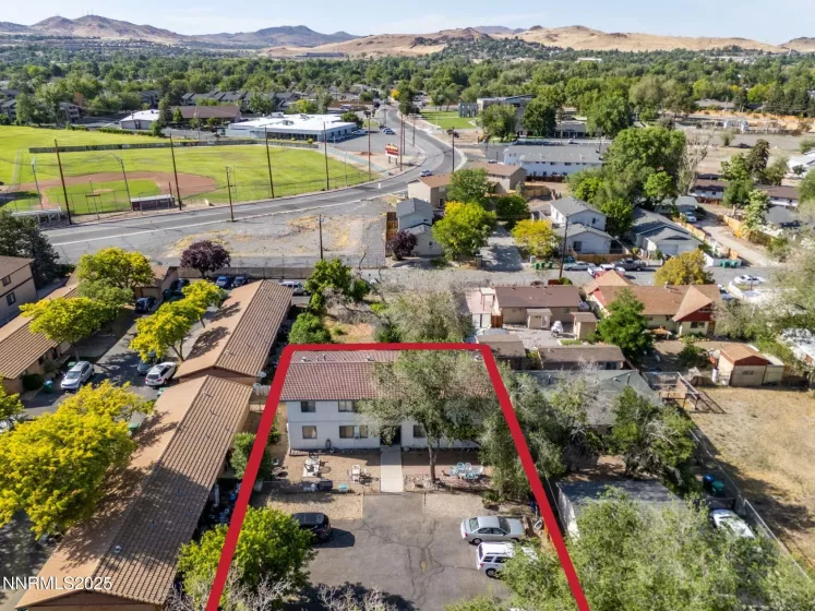 1124 H, Sparks, Nevada 89431, ,Commercial Sale,Residential,H,250050861