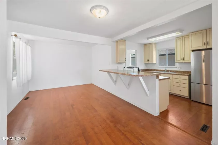664 Beldon, Reno, Nevada 89503, 3 Bedrooms Bedrooms, ,2 BathroomsBathrooms,Residential,Residential,Beldon,250050867