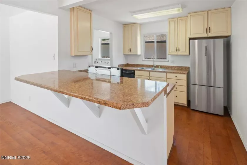 664 Beldon, Reno, Nevada 89503, 3 Bedrooms Bedrooms, ,2 BathroomsBathrooms,Residential,Residential,Beldon,250050867