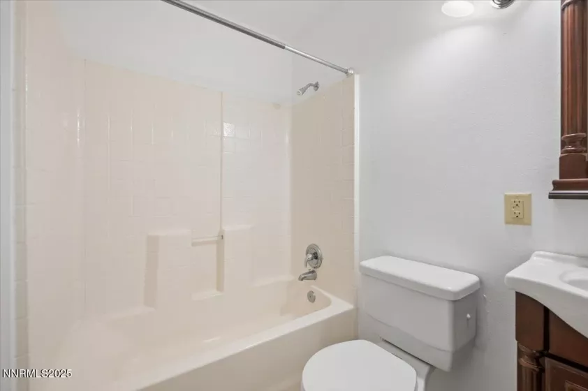 664 Beldon, Reno, Nevada 89503, 3 Bedrooms Bedrooms, ,2 BathroomsBathrooms,Residential,Residential,Beldon,250050867