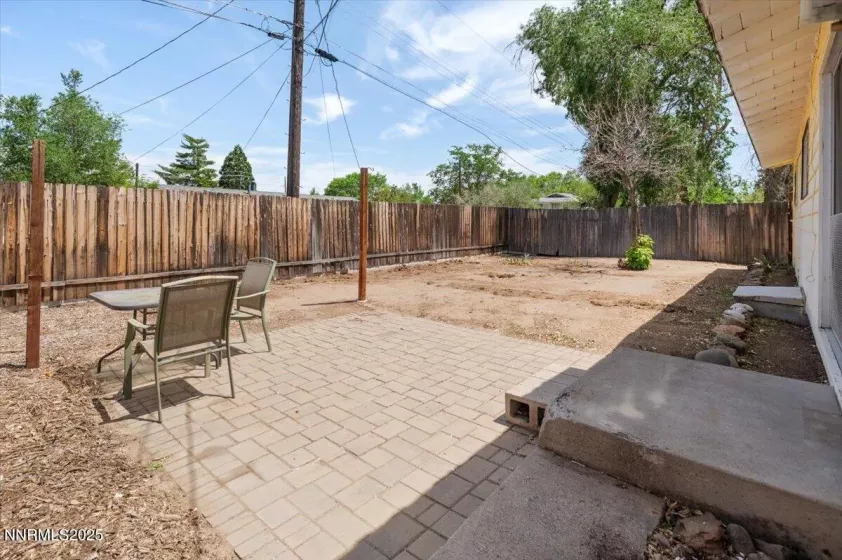 664 Beldon, Reno, Nevada 89503, 3 Bedrooms Bedrooms, ,2 BathroomsBathrooms,Residential,Residential,Beldon,250050867