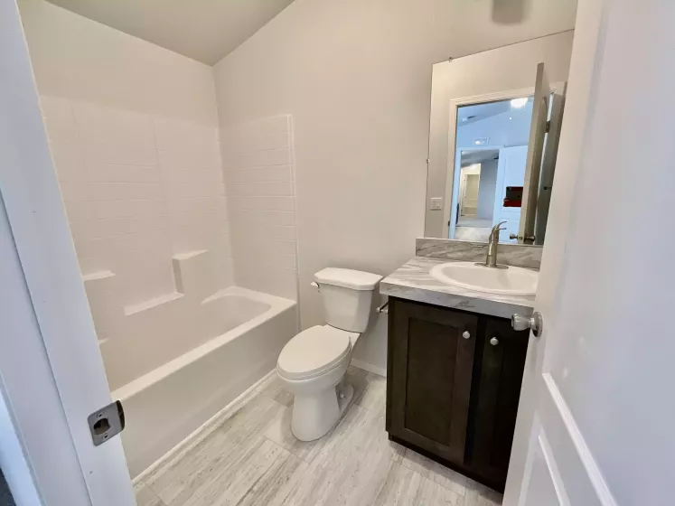 101 Lincoln Hwy, Wadsworth, Nevada 89442, 2 Bedrooms Bedrooms, 9 Rooms Rooms,2 BathroomsBathrooms,Manufactured,Residential,Lincoln,250050869