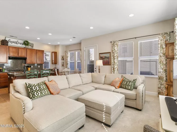 7693 Stone Bluff, Reno, Nevada 89523, 4 Bedrooms Bedrooms, ,3 BathroomsBathrooms,Residential,Residential,Stone Bluff,250050869