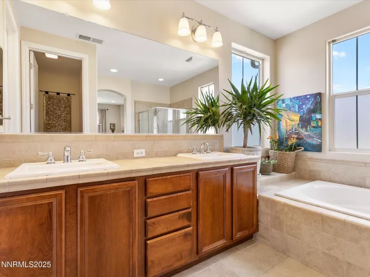 7693 Stone Bluff, Reno, Nevada 89523, 4 Bedrooms Bedrooms, ,3 BathroomsBathrooms,Residential,Residential,Stone Bluff,250050869