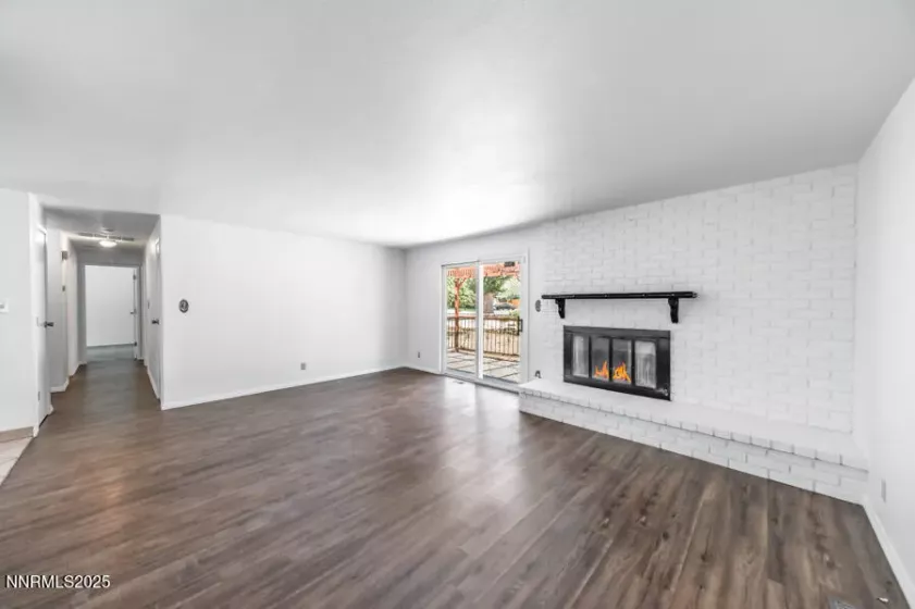 4211 Houston, Reno, Nevada 89502, 3 Bedrooms Bedrooms, ,2 BathroomsBathrooms,Residential,Residential,Houston,250050878