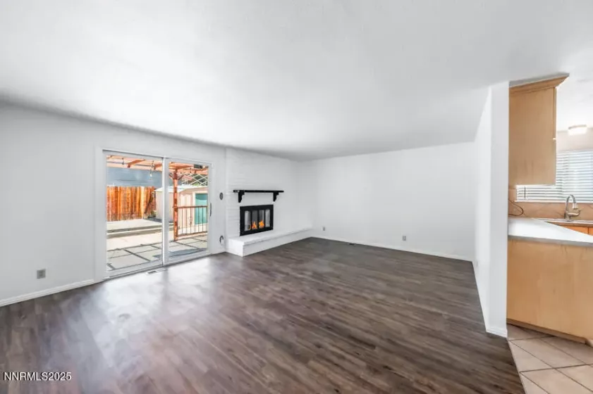 4211 Houston, Reno, Nevada 89502, 3 Bedrooms Bedrooms, ,2 BathroomsBathrooms,Residential,Residential,Houston,250050878