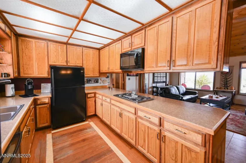 5 Pinon, Smith Valley, Nevada 89444, 3 Bedrooms Bedrooms, ,3 BathroomsBathrooms,Residential,Residential,Pinon,250050879