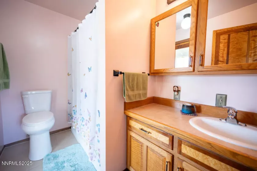 5 Pinon, Smith Valley, Nevada 89444, 3 Bedrooms Bedrooms, ,3 BathroomsBathrooms,Residential,Residential,Pinon,250050879