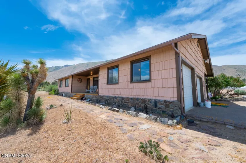 5 Pinon, Smith Valley, Nevada 89444, 3 Bedrooms Bedrooms, ,3 BathroomsBathrooms,Residential,Residential,Pinon,250050879