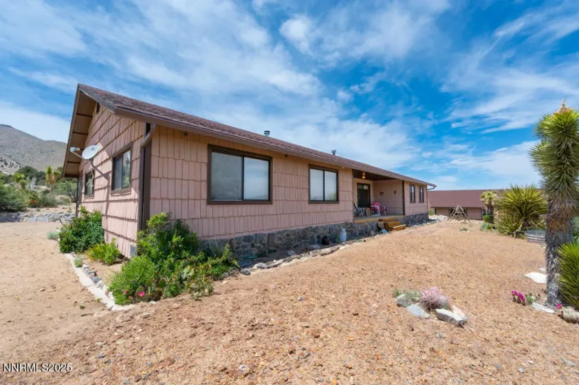 5 Pinon, Smith Valley, Nevada 89444, 3 Bedrooms Bedrooms, ,3 BathroomsBathrooms,Residential,Residential,Pinon,250050879