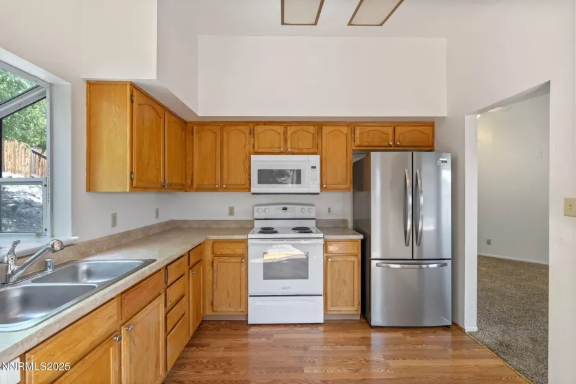 6402 Park, Reno, Nevada 89523, 3 Bedrooms Bedrooms, ,2 BathroomsBathrooms,Residential,Residential,Park,250050880