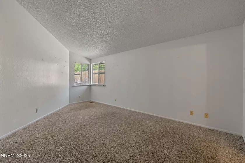 6402 Park, Reno, Nevada 89523, 3 Bedrooms Bedrooms, ,2 BathroomsBathrooms,Residential,Residential,Park,250050880