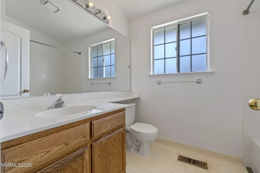 6402 Park, Reno, Nevada 89523, 3 Bedrooms Bedrooms, ,2 BathroomsBathrooms,Residential,Residential,Park,250050880