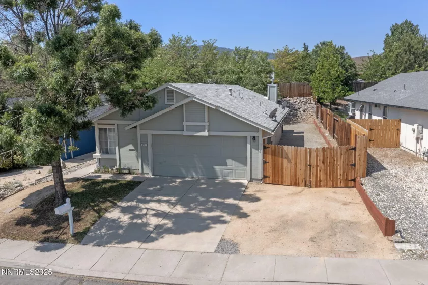 6402 Park, Reno, Nevada 89523, 3 Bedrooms Bedrooms, ,2 BathroomsBathrooms,Residential,Residential,Park,250050880
