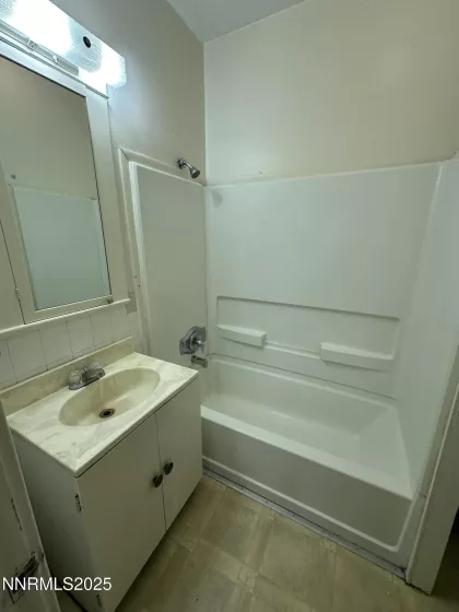 506, 508, 510 Cleveland, Fallon, Nevada 89406, ,Residential Income,Residential,Cleveland,250050889