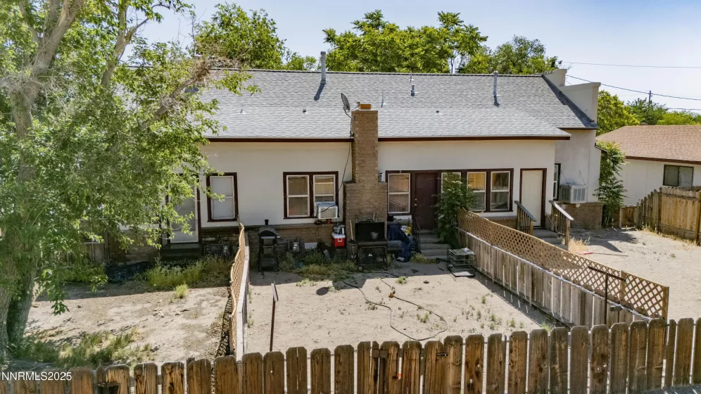 506, 508, 510 Cleveland, Fallon, Nevada 89406, ,Residential Income,Residential,Cleveland,250050889