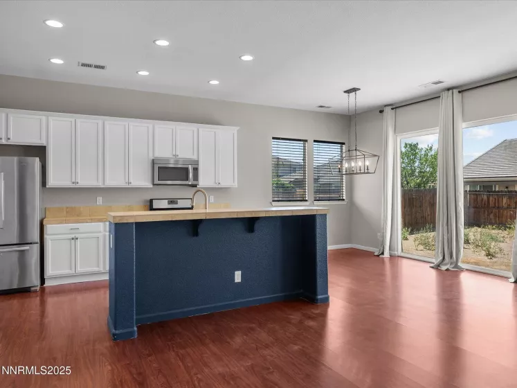 129 Maze, Dayton, Nevada 89403, 3 Bedrooms Bedrooms, ,2 BathroomsBathrooms,Residential,Residential,Maze,250050894