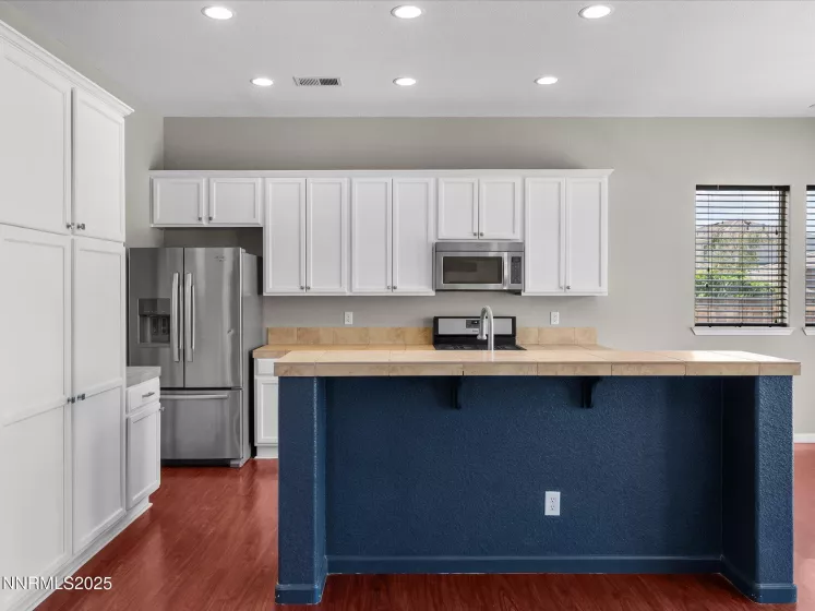 129 Maze, Dayton, Nevada 89403, 3 Bedrooms Bedrooms, ,2 BathroomsBathrooms,Residential,Residential,Maze,250050894