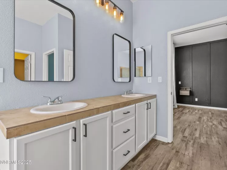 129 Maze, Dayton, Nevada 89403, 3 Bedrooms Bedrooms, ,2 BathroomsBathrooms,Residential,Residential,Maze,250050894