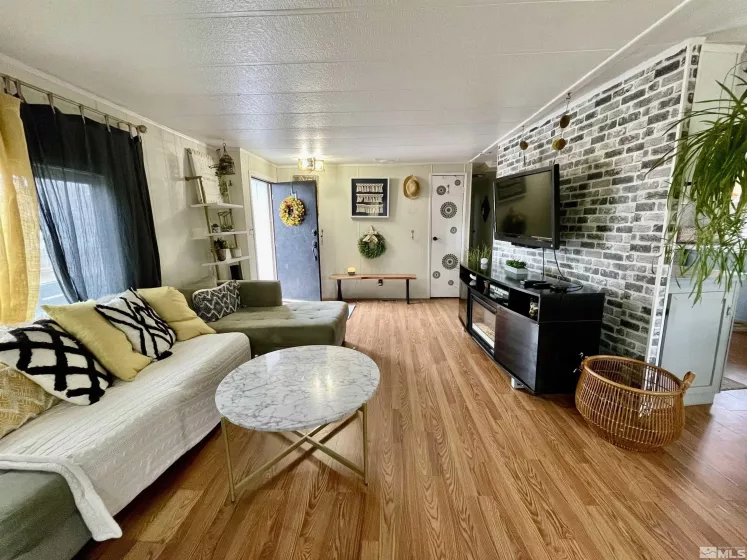 5730 Charjene, Sun Valley, Nevada 89433, 2 Bedrooms Bedrooms, ,2 BathroomsBathrooms,Residential,Residential,Charjene,240014888