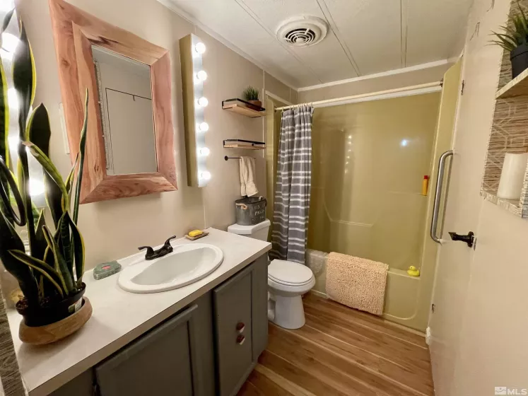 5730 Charjene, Sun Valley, Nevada 89433, 2 Bedrooms Bedrooms, ,2 BathroomsBathrooms,Residential,Residential,Charjene,240014888