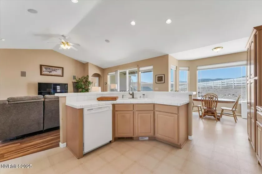 970 Roan, Fernley, Nevada 89408, 3 Bedrooms Bedrooms, ,2 BathroomsBathrooms,Residential,Residential,Roan,250050887