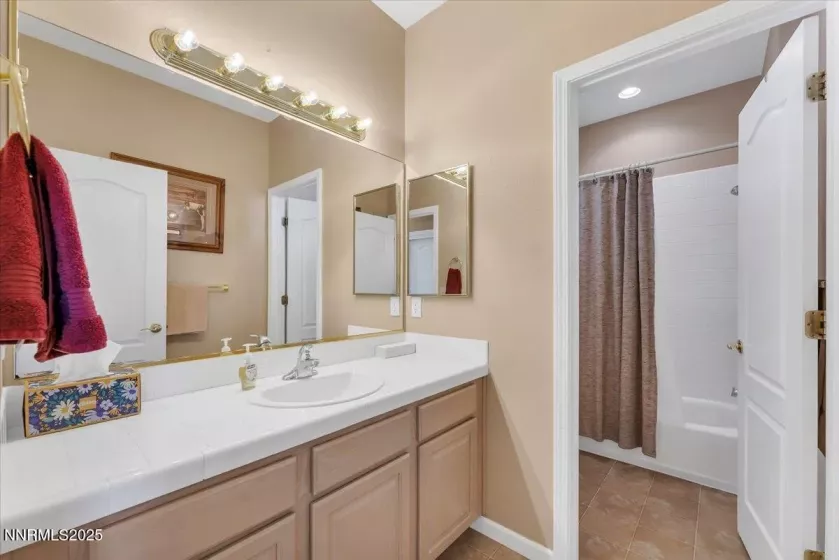 970 Roan, Fernley, Nevada 89408, 3 Bedrooms Bedrooms, ,2 BathroomsBathrooms,Residential,Residential,Roan,250050887