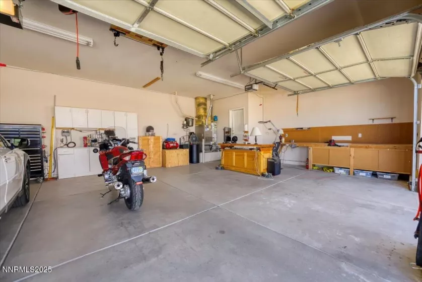 970 Roan, Fernley, Nevada 89408, 3 Bedrooms Bedrooms, ,2 BathroomsBathrooms,Residential,Residential,Roan,250050887